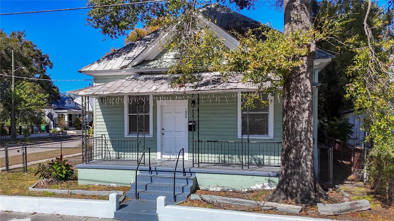 1002 E 14th Ave., Tampa, FL 33605