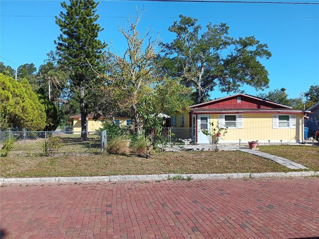 374 3rd St., Largo, FL 33770