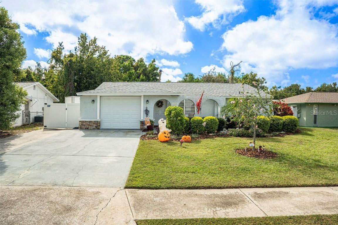 6318 Ridge Crest Dr., Port Richey, FL 34668