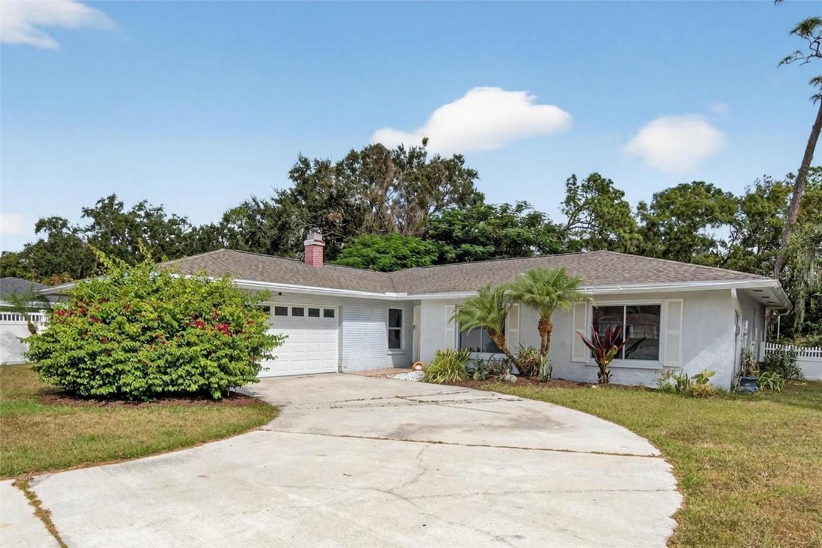 206 Van Gogh Cir., Brandon, FL 33511