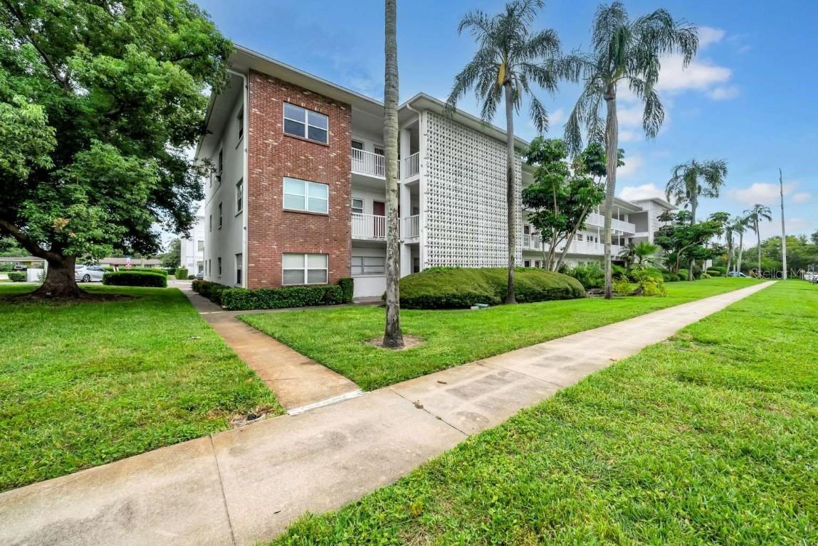 5150 10th Ave. #106, St Petersburg, FL 33710