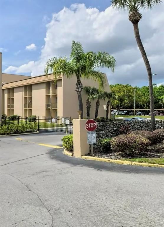 5820 N Church Ave. #348, Tampa, FL 33614