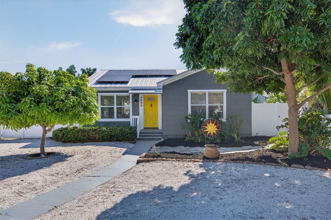 4900 27th Ave., Gulfport, FL 33707