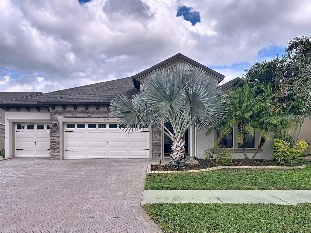 1028 Coretto Ave., Brandon, FL 33511