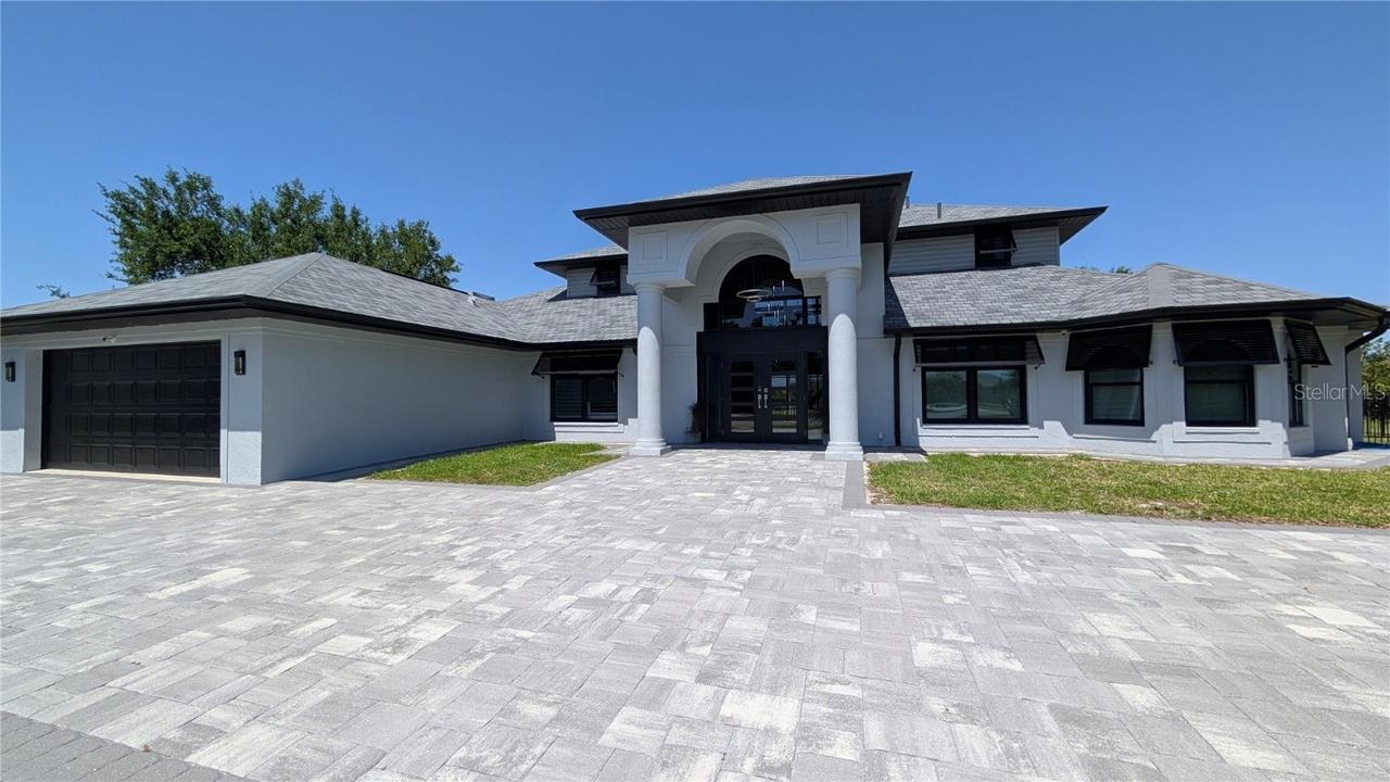 384 Viedma St., Punta Gorda, FL 33983