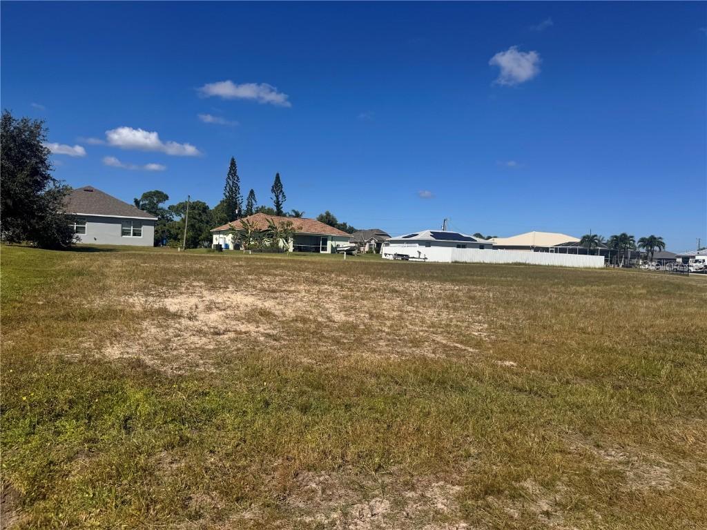1211 NW 21st Ave., Cape Coral, FL 33993