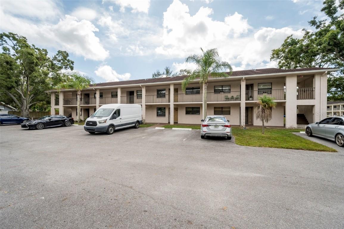 2275 62nd Ave. #5202, St Petersburg, FL 33702