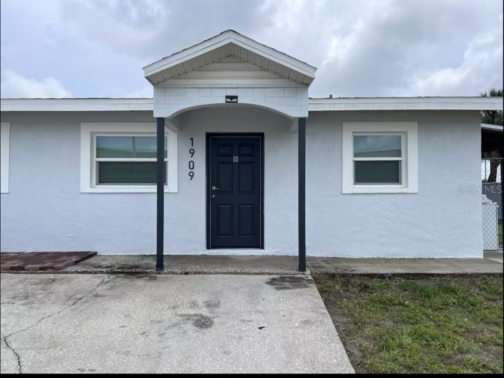 1909 W Green St., Tampa, FL 33607
