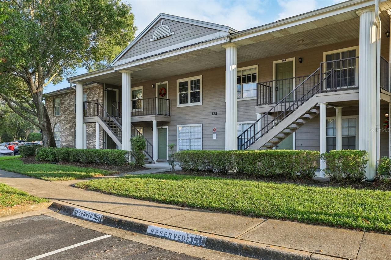 128 Reserve Cir. #208, Oviedo, FL 32765