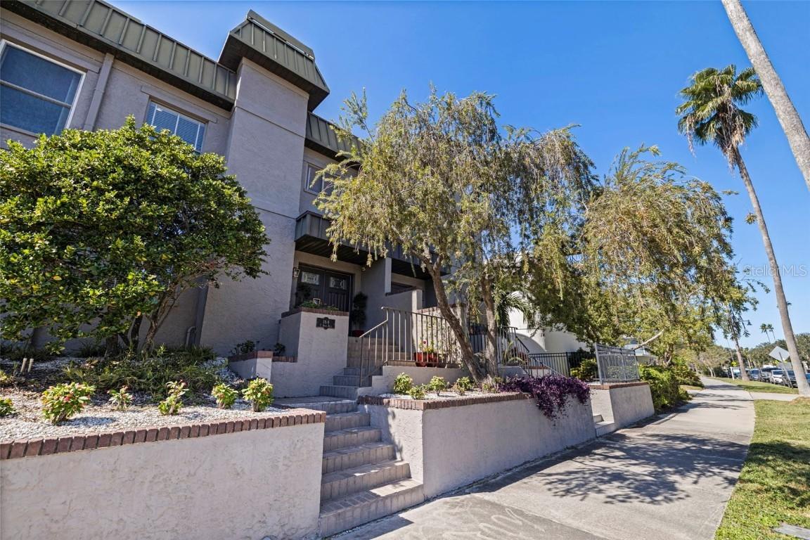 164 E Davis Blvd., Tampa, FL 33606