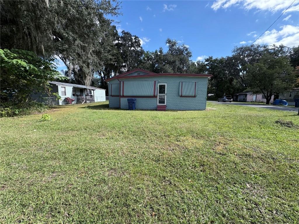 813 NW 5th St., Webster, FL 33597