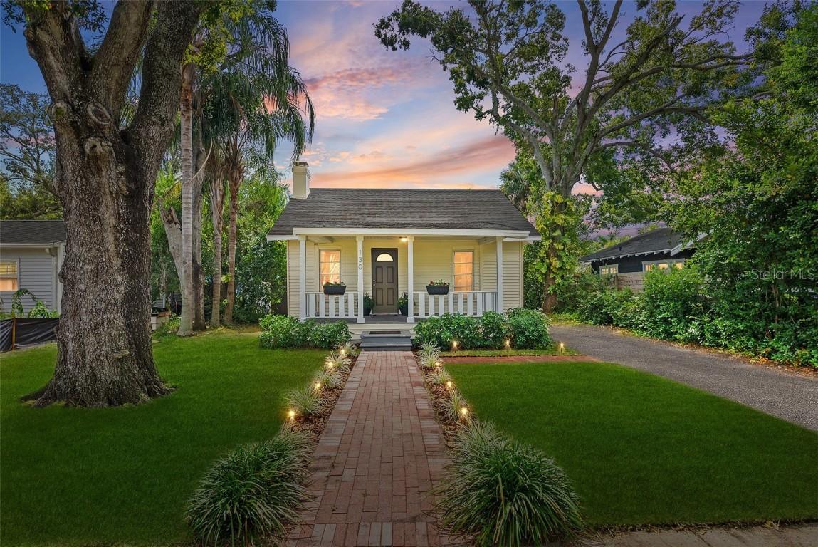 130 17th Ave., St Petersburg, FL 33704