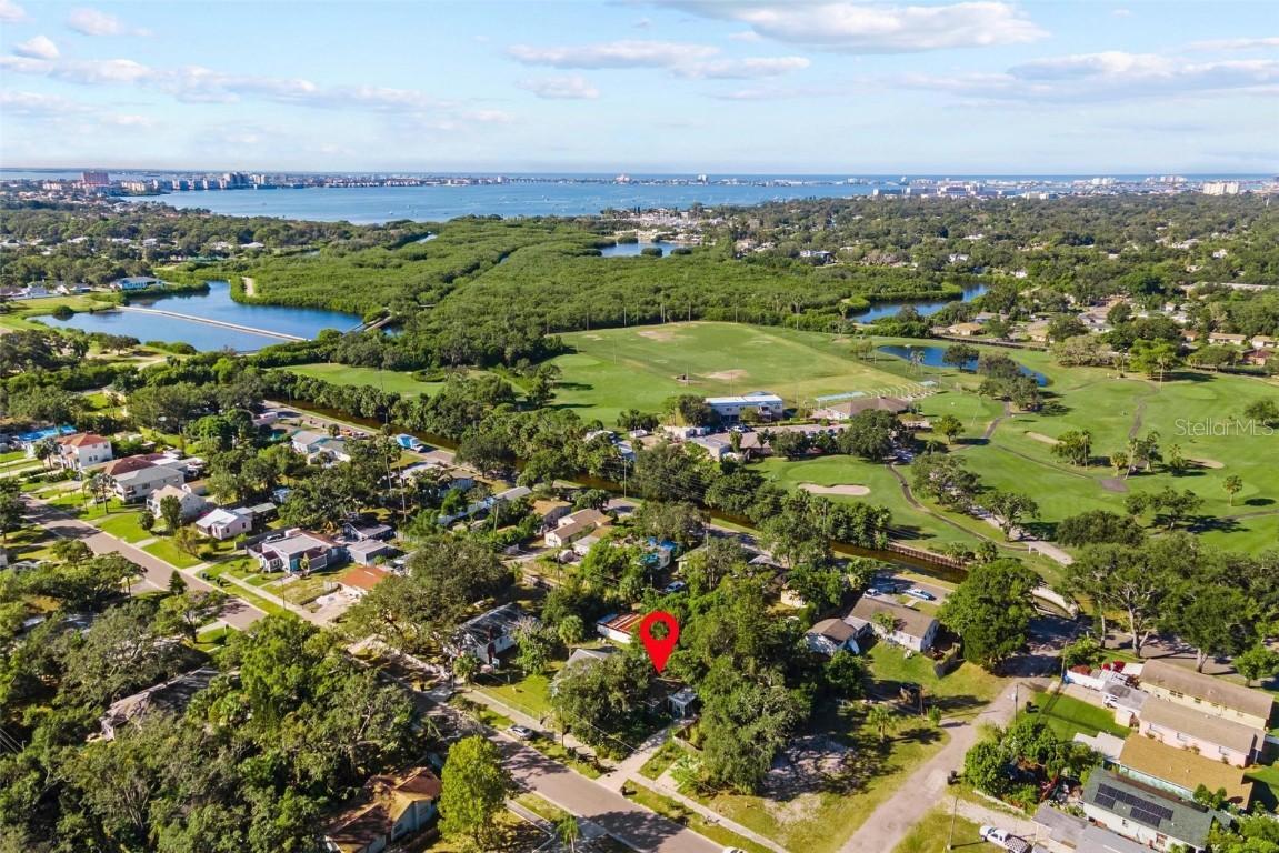 2301 Kingston St., St Petersburg, FL 33711