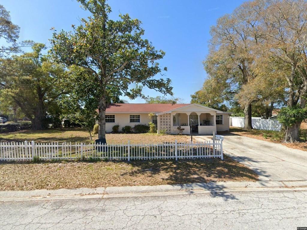 3700 72nd St., St Petersburg, FL 33710