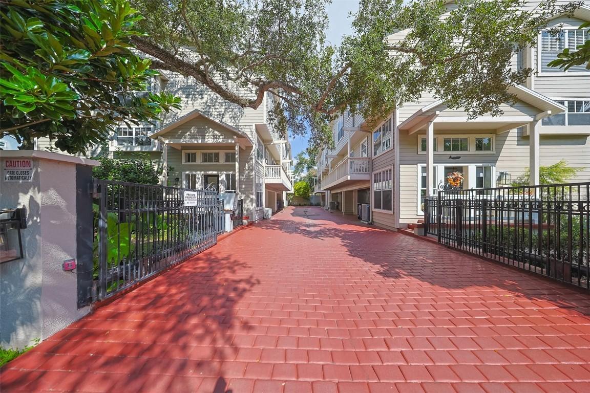 2403 W Palm Dr. #2, Tampa, FL 33629