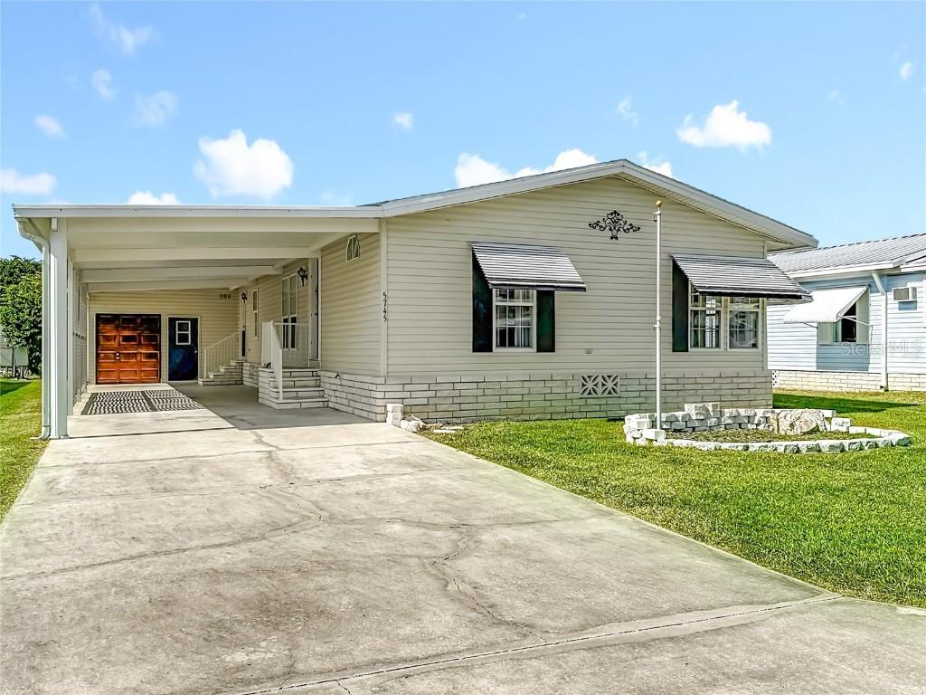 5745 Pawnee St., Zephyrhills, FL 33542