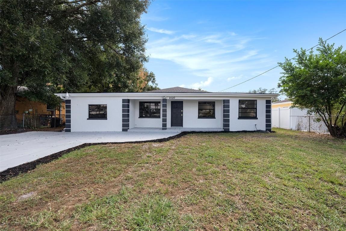 2520 W Knollwood St., Tampa, FL 33614
