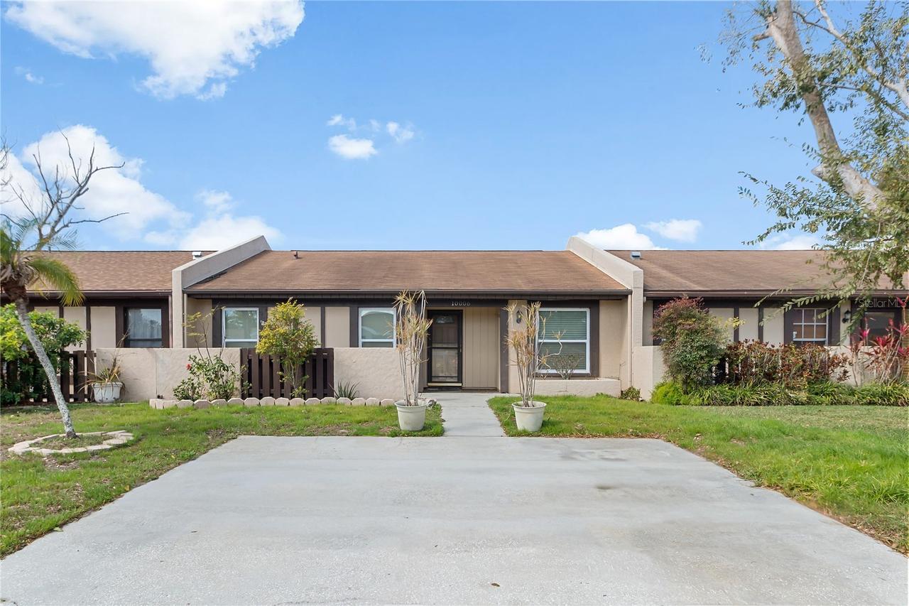 10006 87th St., Seminole, FL 33777