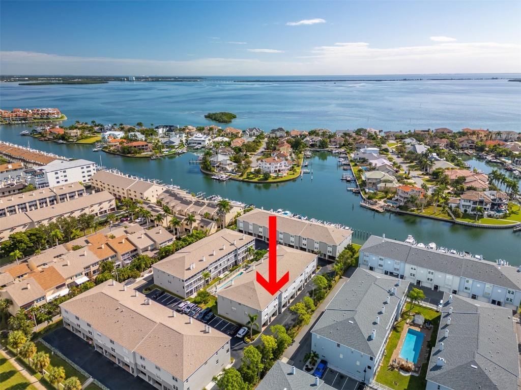 521 Pinellas Bayway #202, St Petersburg, FL 33715
