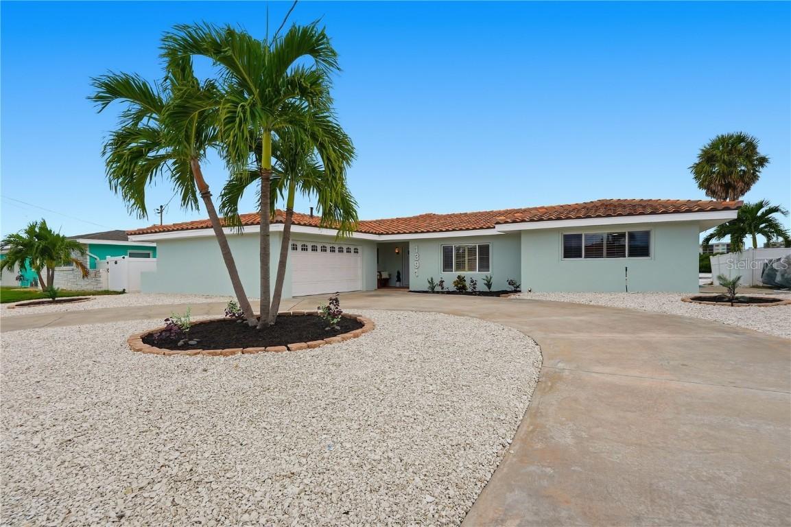 1391 Sea Gull Dr., St Petersburg, FL 33707