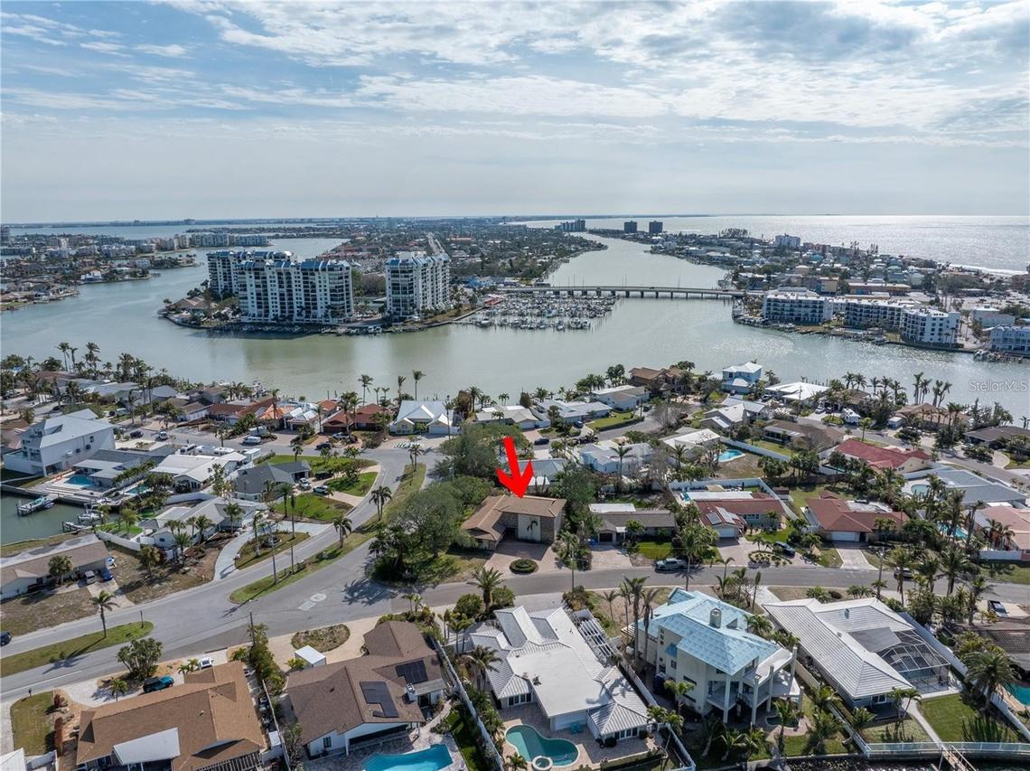 10073 S Yacht Club Dr., Treasure Island, FL 33706