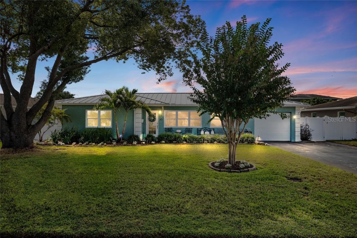 3862 26th Ave., St Petersburg, FL 33713