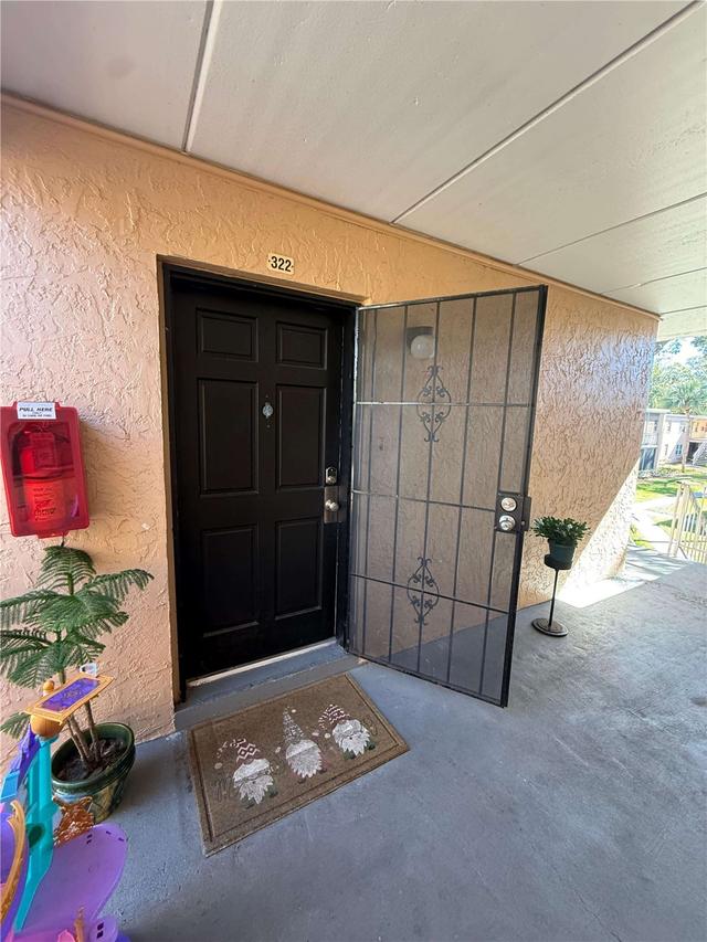 4724 Christa Ct. #322, Tampa, FL 33614