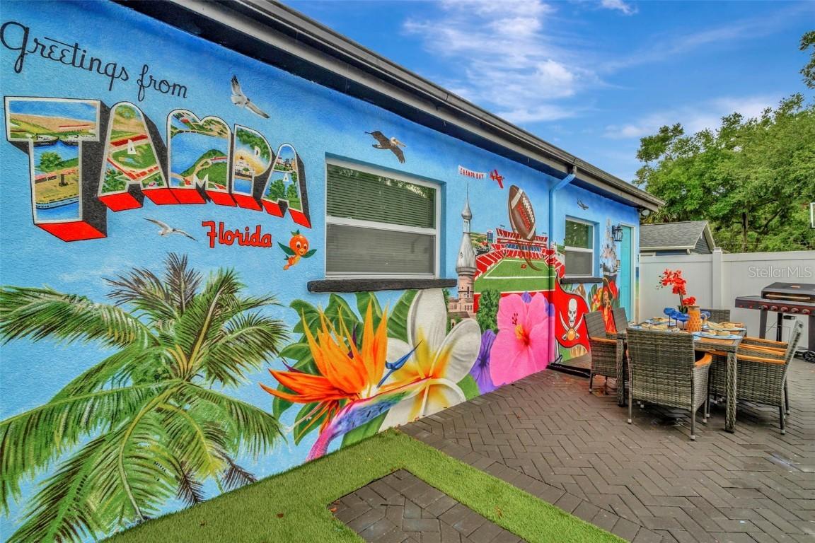 2006 E Henry Ave., Tampa, FL 33610