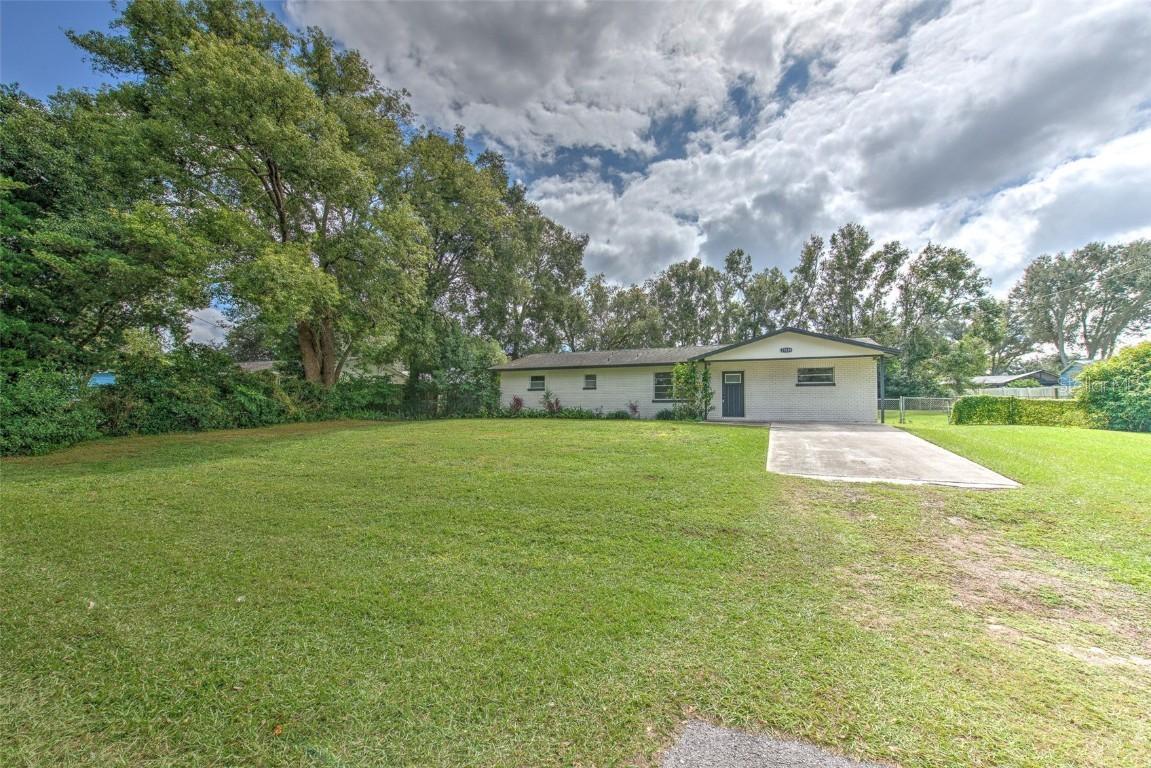37224 Nicole Ave., Zephyrhills, FL 33541