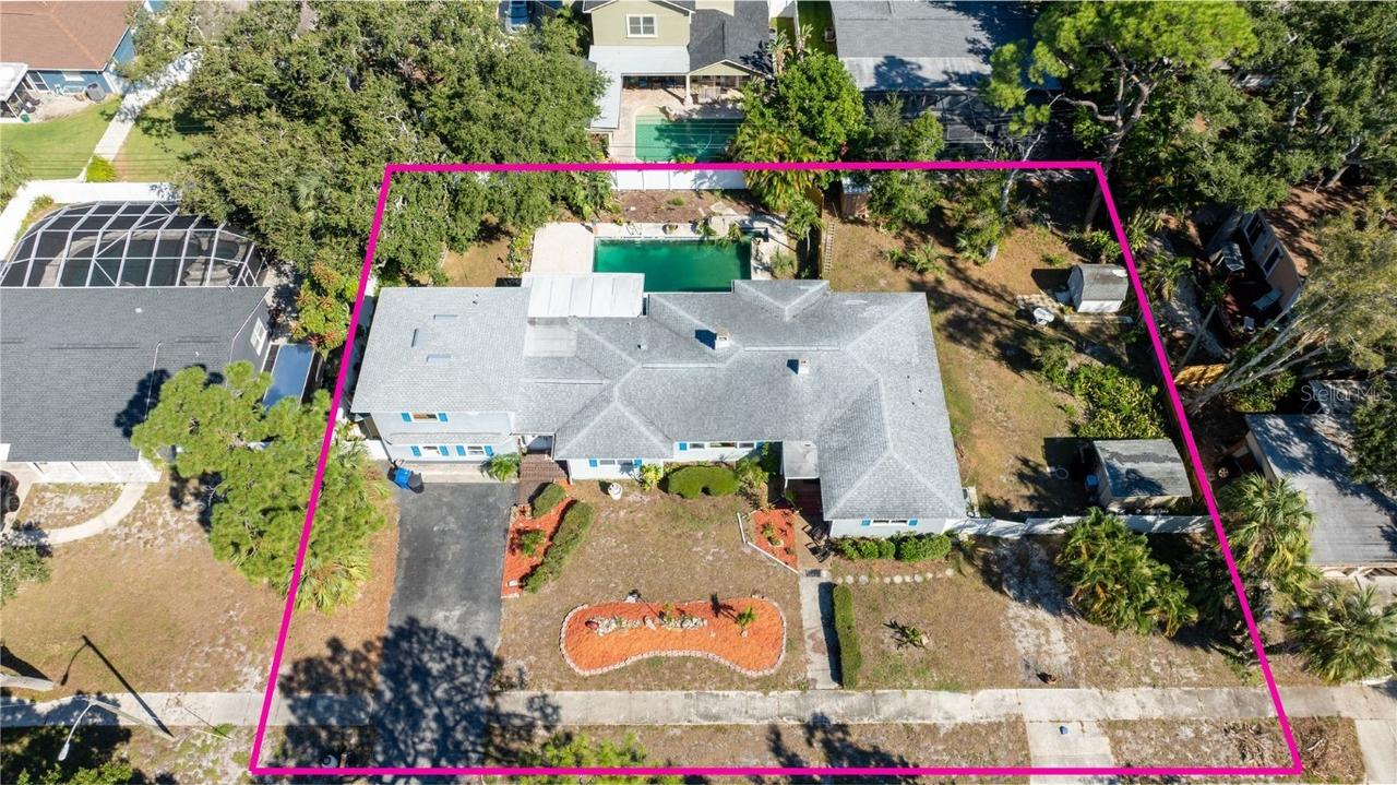 8231 36th Ave., St Petersburg, FL 33710