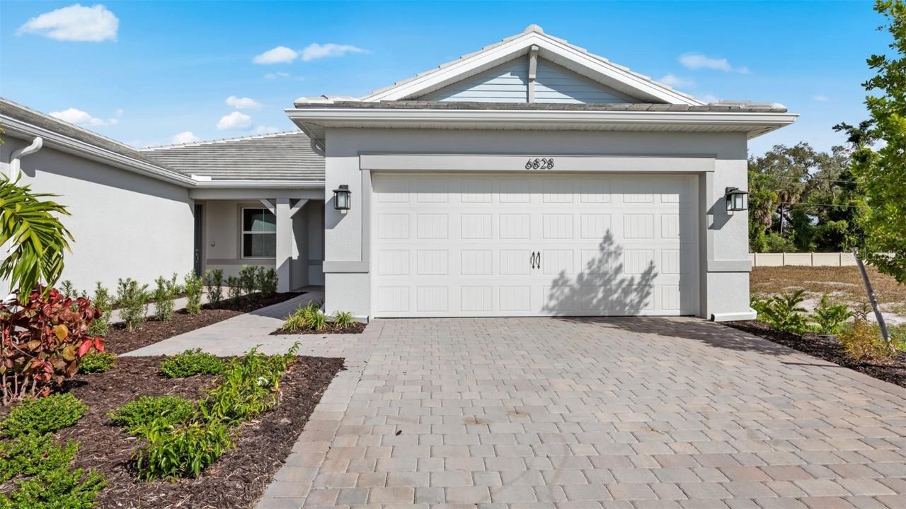 6828 Navelina Ln., Nokomis, FL 34275