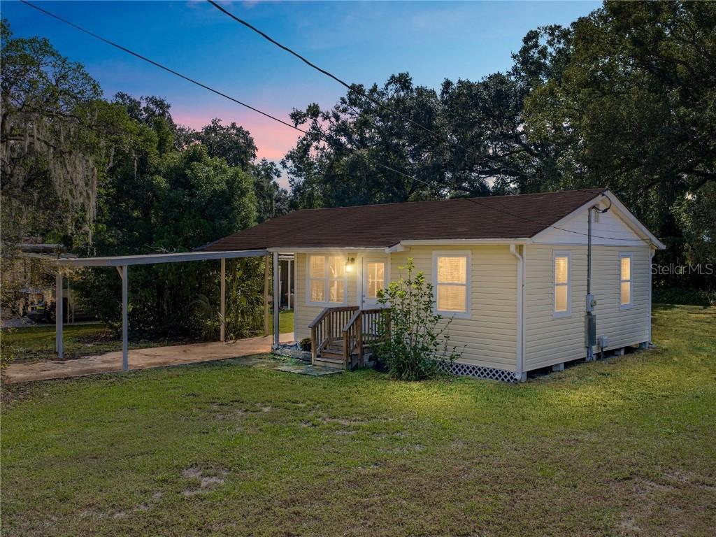 37150 Belford Ct., Zephyrhills, FL 33541