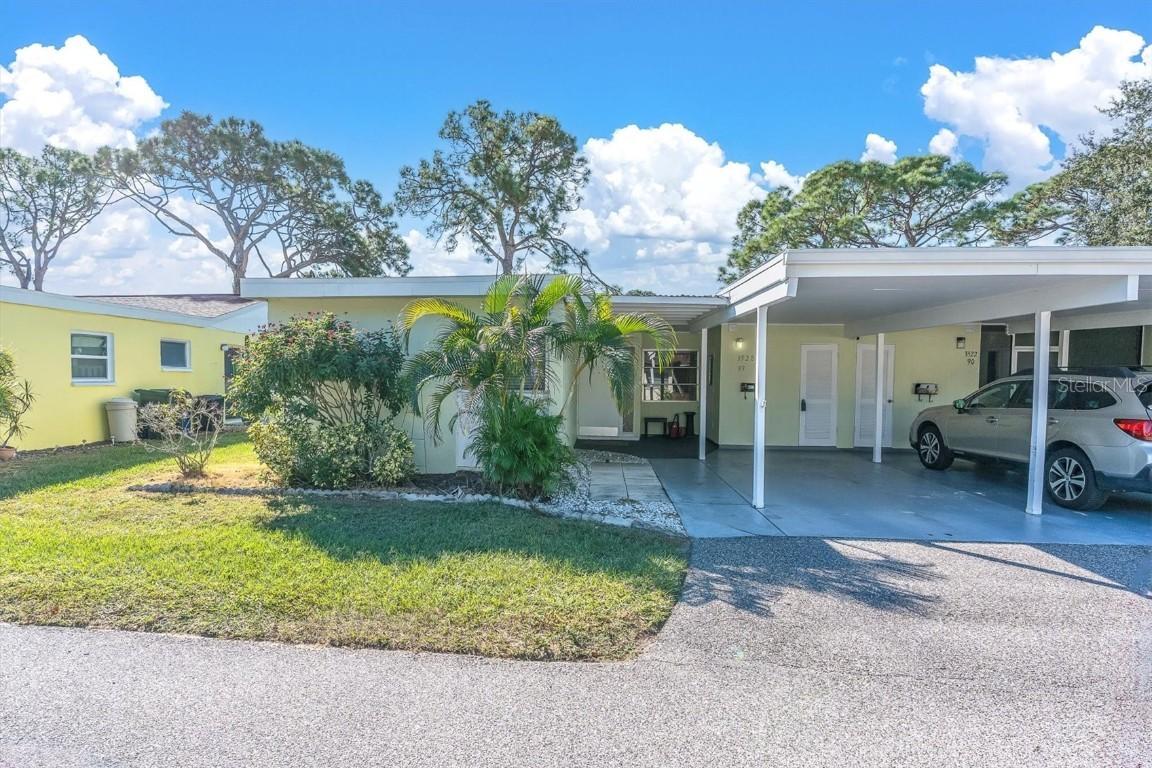 3528 Silver Pine Ct. #89, Sarasota, FL 34231