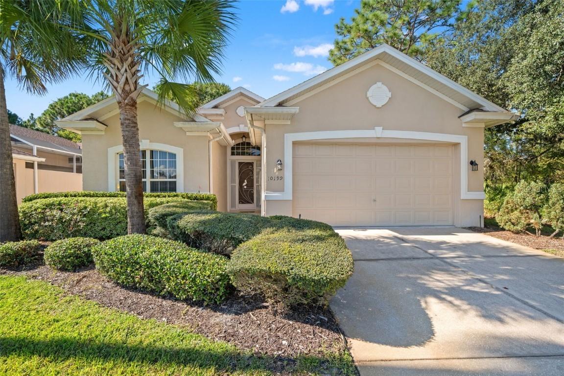 10199 Holly Berry Dr., Weeki Wachee, FL 34613