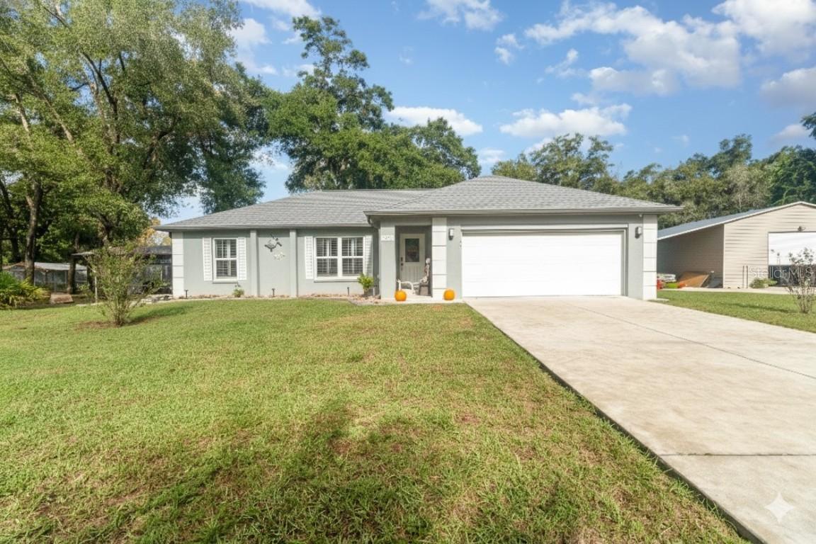 19063 Saint George Dr., Dunnellon, FL 34432