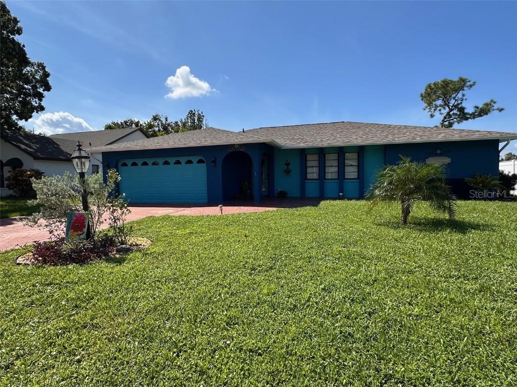 914 Plum Tree Ln., Sarasota, FL 34243