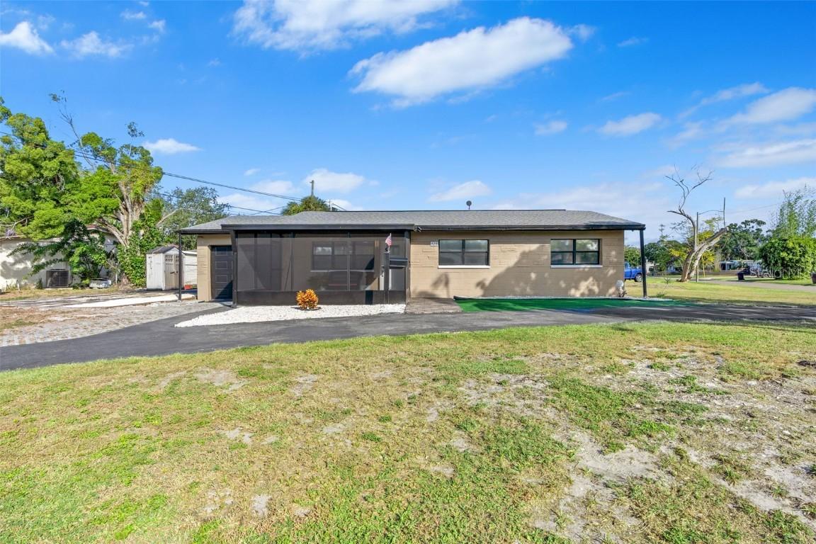 429 55th Ave., St Petersburg, FL 33703