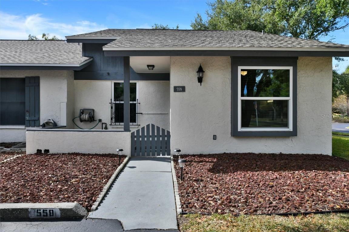558 Capistrano Ct., Largo, FL 33771