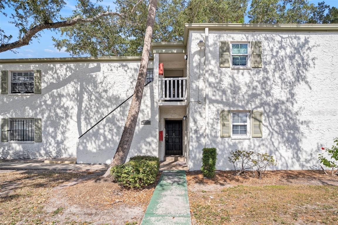 4607 W North B St. #105, Tampa, FL 33609