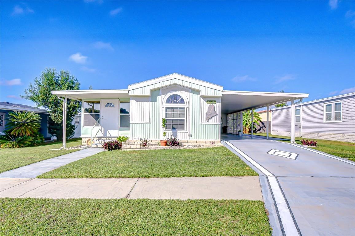 3915 Julie Dr., Wesley Chapel, FL 33543