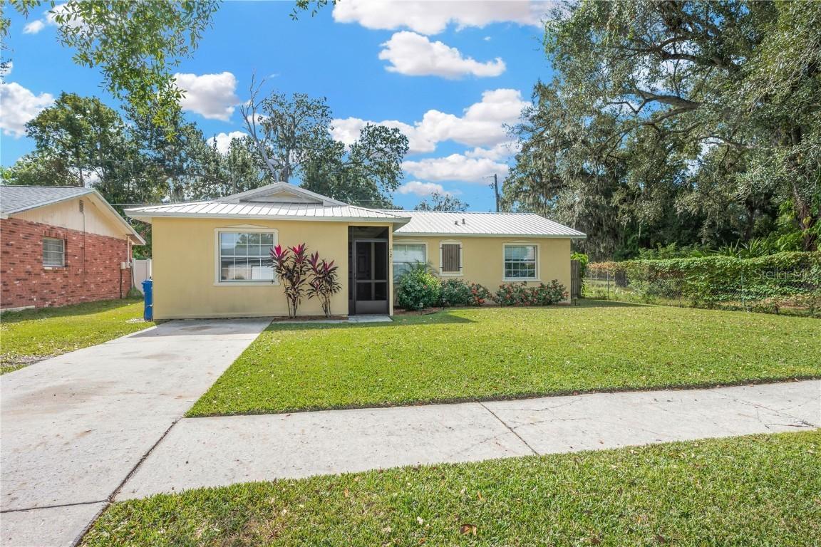 721 Holly Ter., Brandon, FL 33511
