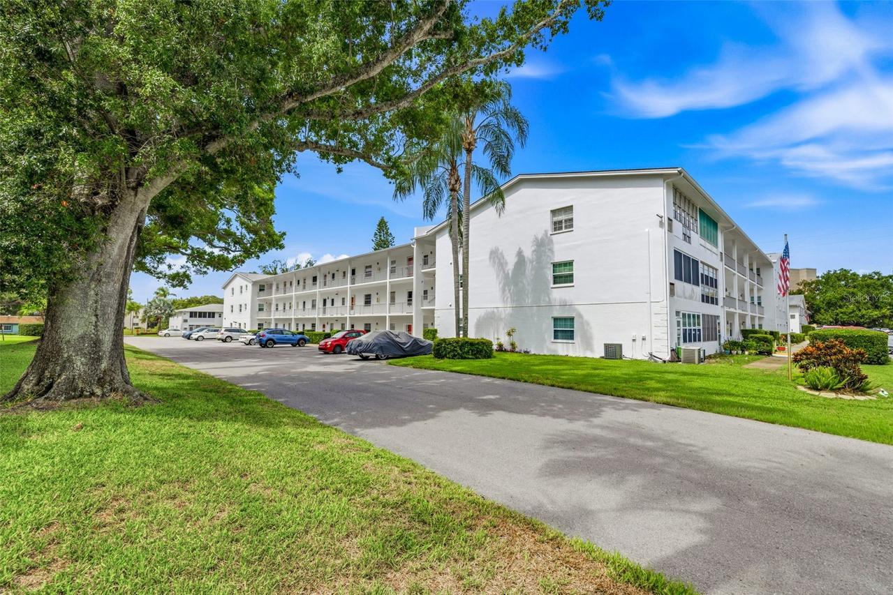 400 Glennes Ln. #206, Dunedin, FL 34698