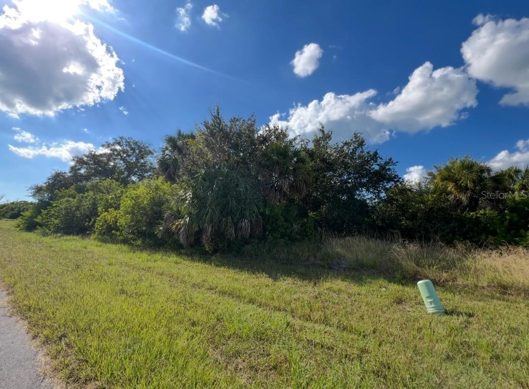 134 April Rd., Rotonda West, FL 33947