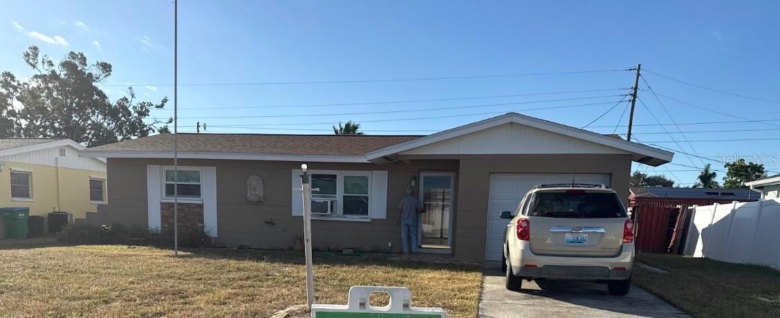 12174 79th Ave., Seminole, FL 33772