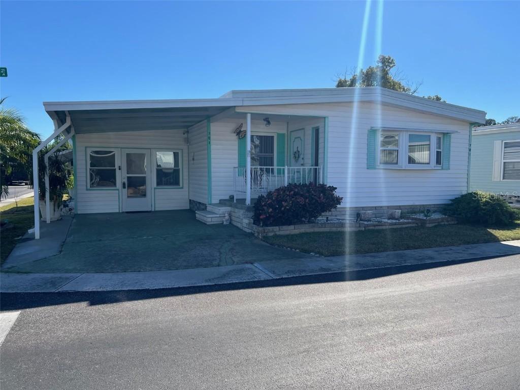 701 Sugar Palm St., Largo, FL 33778