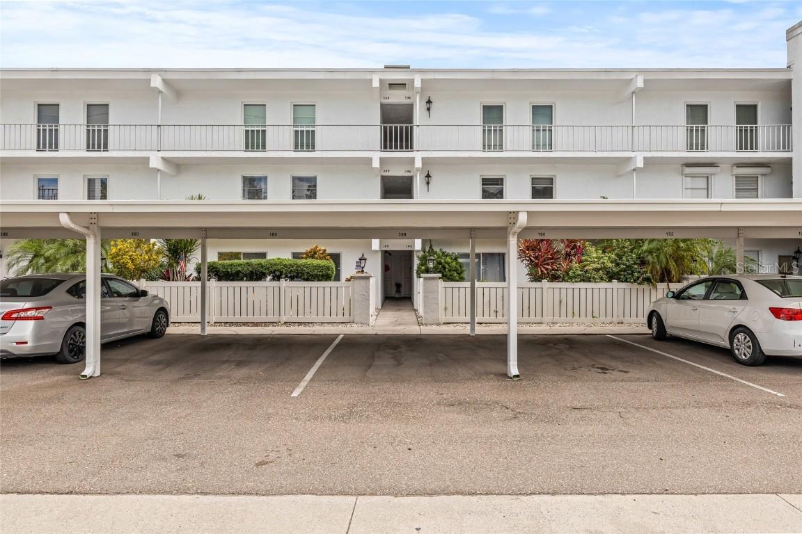 1655 S Highland Ave. #J390, Clearwater, FL 33756