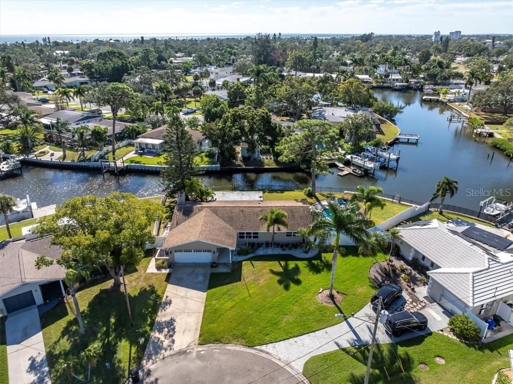 4812 Venetian Pl., St Petersburg, FL 33703