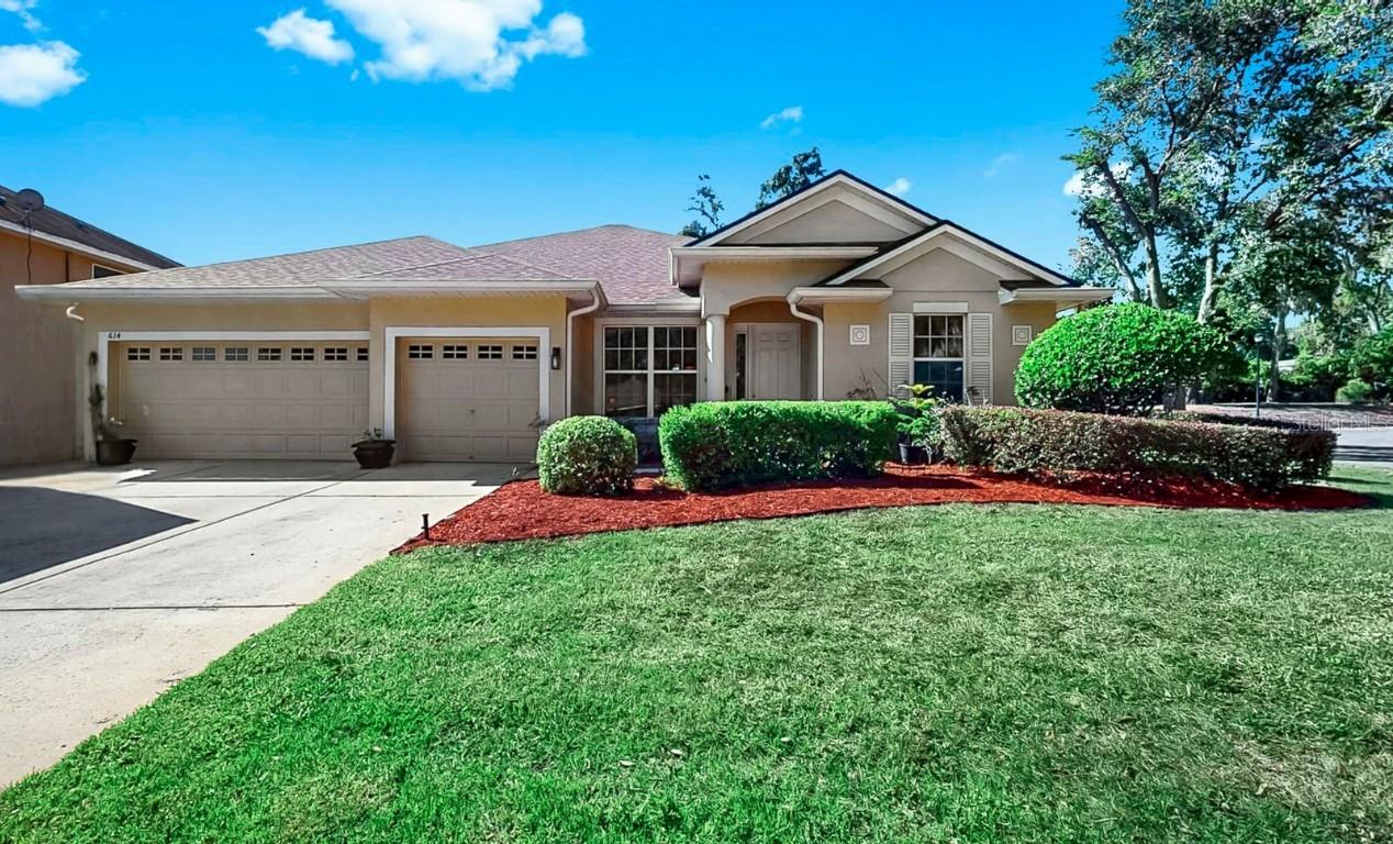 614 Cedar Waxwing Dr., Brandon, FL 33510
