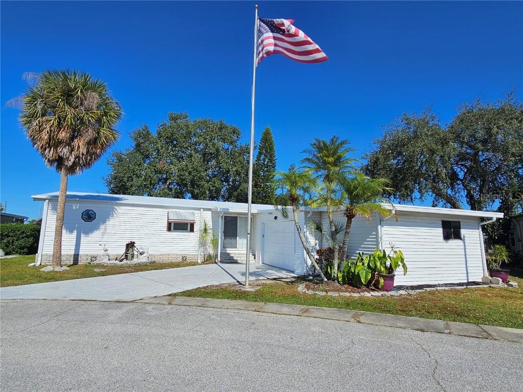 101 Dolphin Dr., Oldsmar, FL 34677