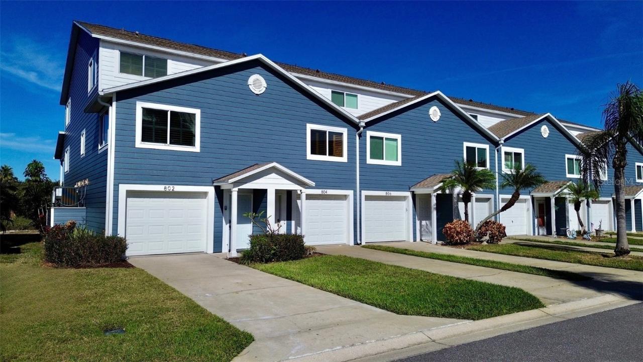802 Hidden Harbour Dr., Indian Rocks Beach, FL 33785